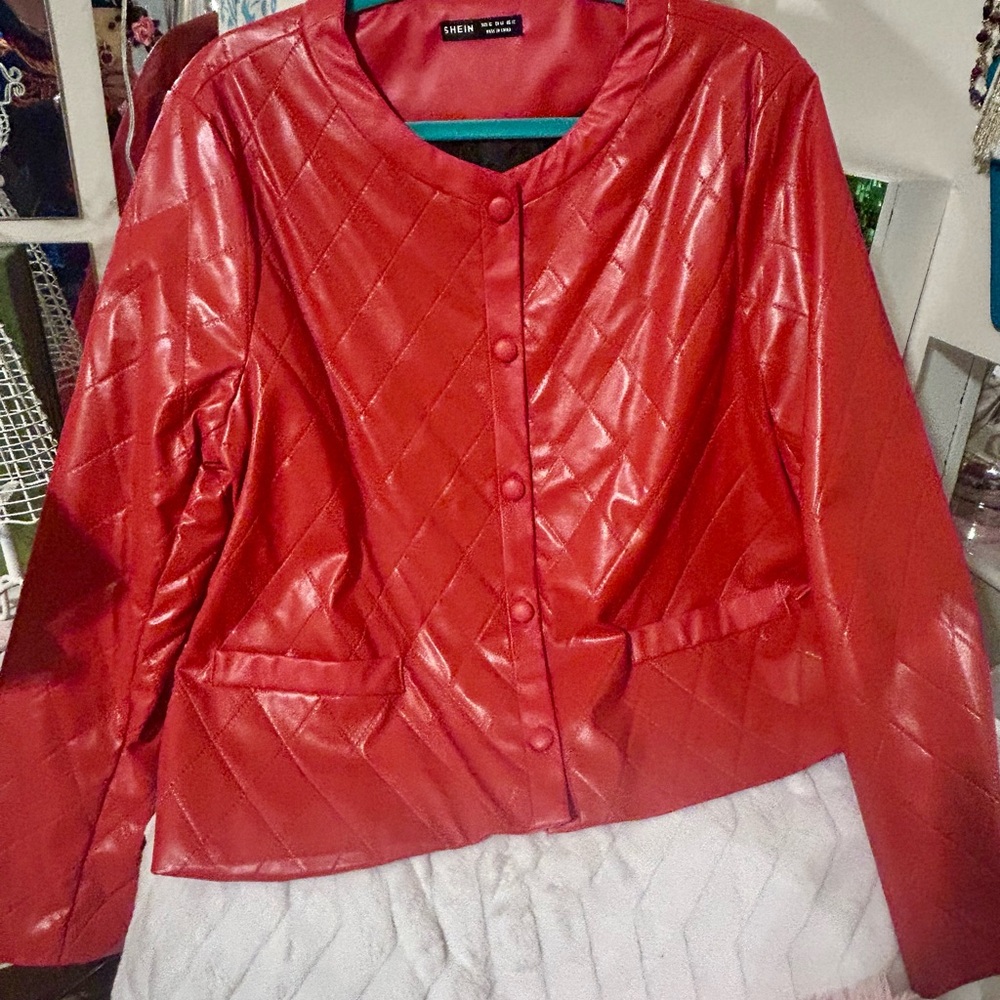 EUC SHEIN Women's Vibrant Red Quilted Pleather Jacket XL